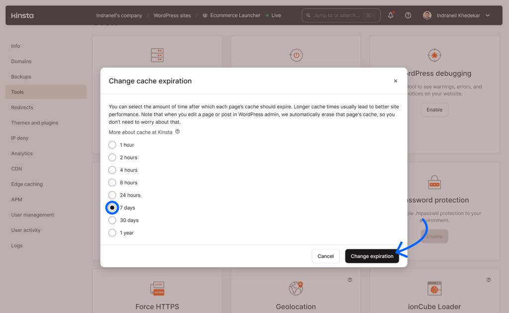 Change cache expiration popup with 7 days selected and arrow pointing to button.